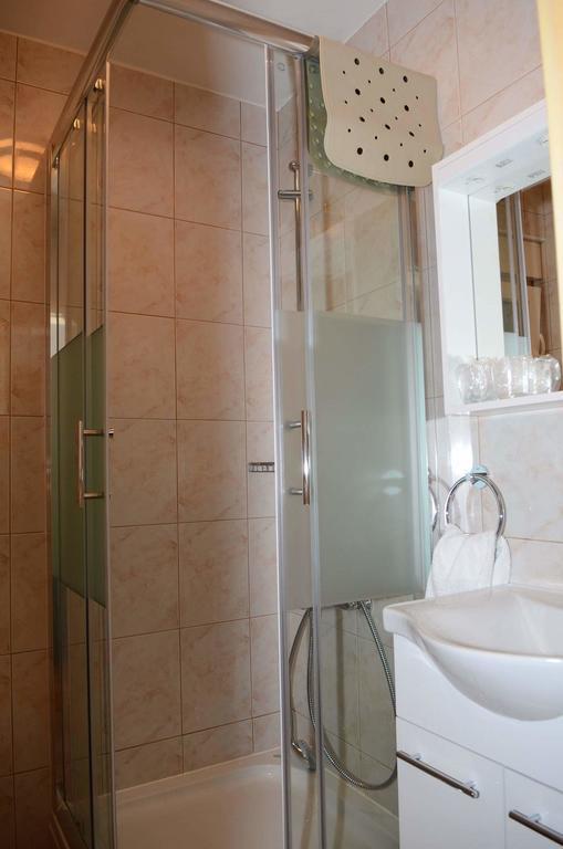 Apartments Villa Split كرابينسك توبليس المظهر الخارجي الصورة