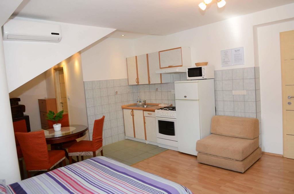 Apartments Villa Split كرابينسك توبليس المظهر الخارجي الصورة