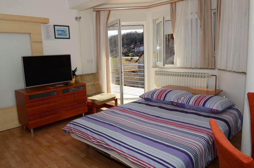Apartments Villa Split كرابينسك توبليس المظهر الخارجي الصورة